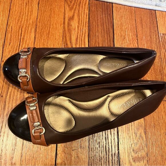 Kelly & Katie Brown Low Wedge Buckle Front Shoes Size 8.5 - Picture 3 of 8